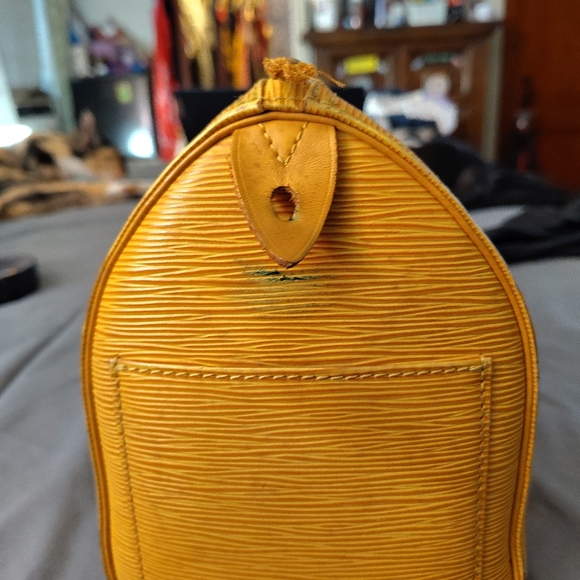 Lv purse - Picture 4 of 16